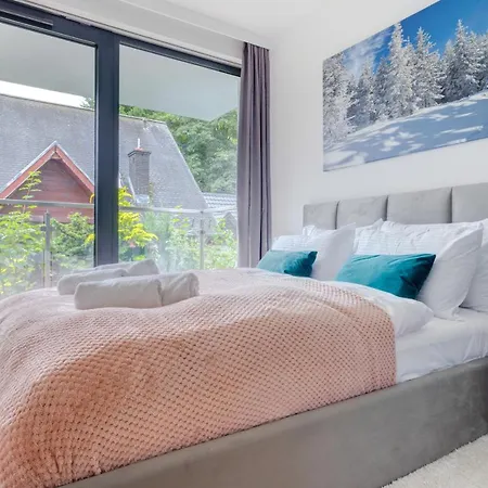 Kalinowa Z Sauna, Sun & Snow شتوروك